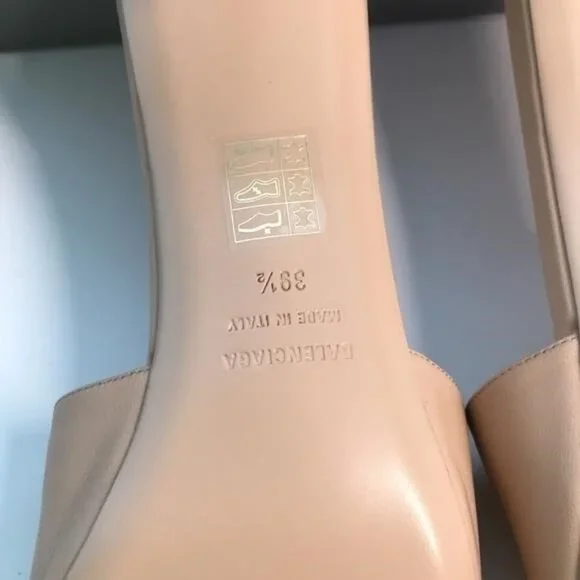 New Authentic Balenciaga BB Logo Leather Mules – Nude/Beige display picture 1